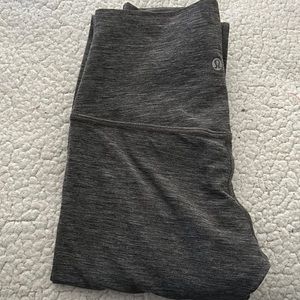 Lululemon, gray marbled with white size 4 leggings